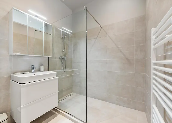 Elégance - 2br Superior Family With Ac - Center
